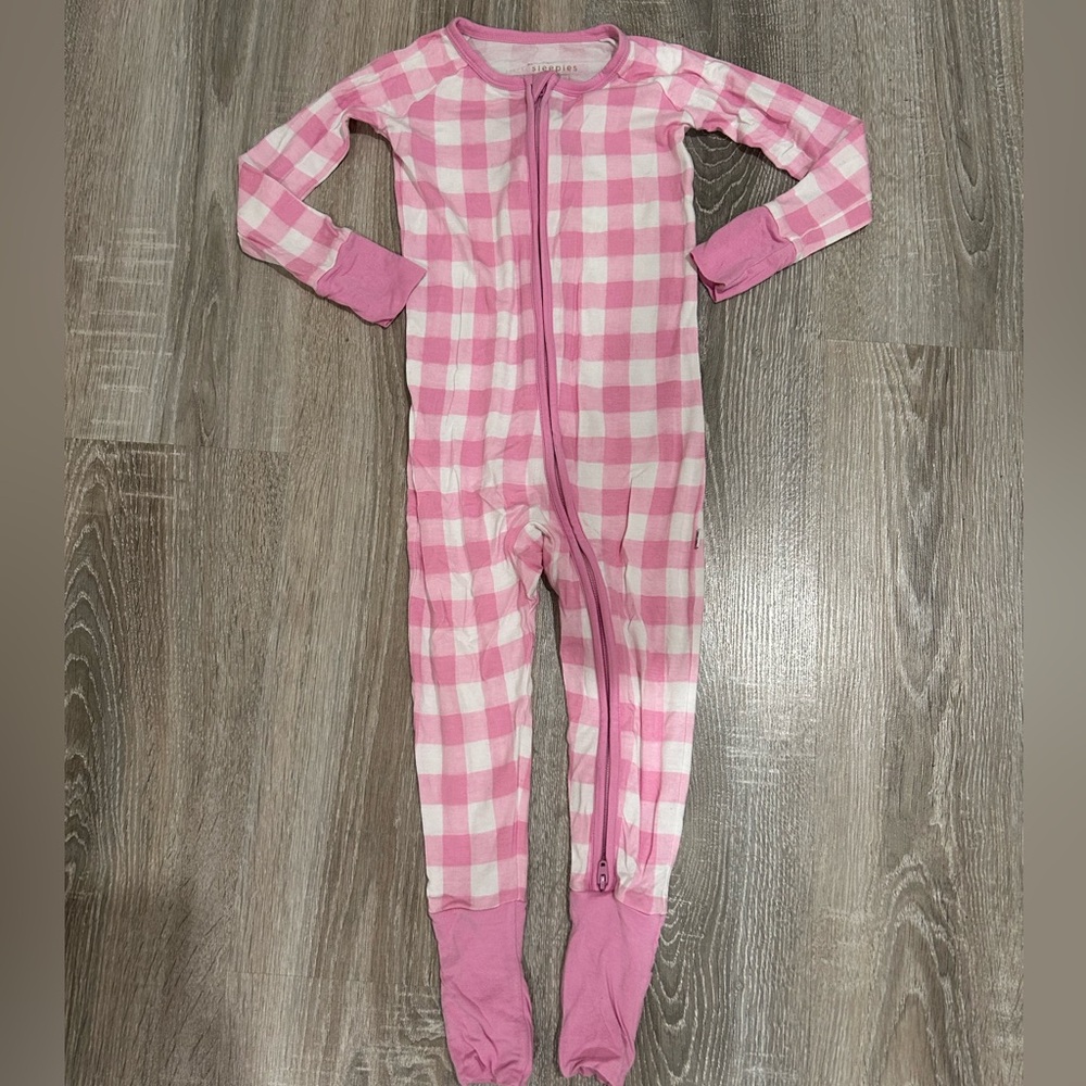 Little sleepies pink gingham zippy